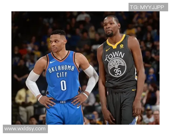 时代天街足球明星阵容揭晓引领球迷热潮的璀璨星光 时代天街足球明星阵容揭晓引领球迷热潮的璀璨星光